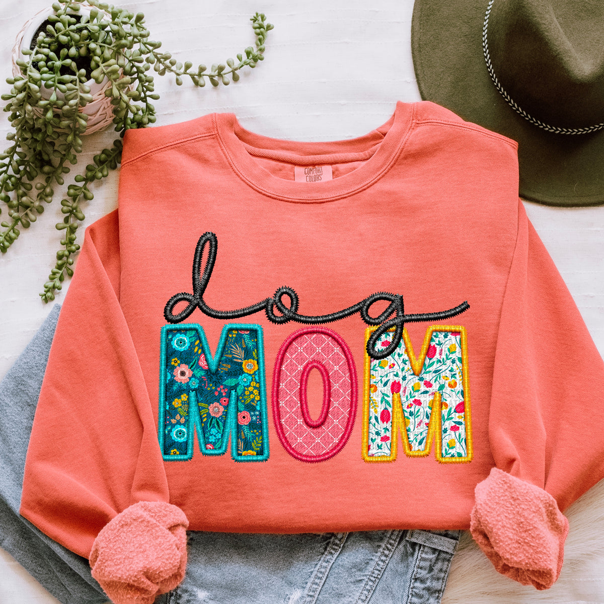 Dog Mom / Black  - Transfers (SDD)